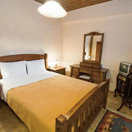 Bίλα καστανόδασος Ξενοδοχείο με διαμερίσματα Εμπόριο